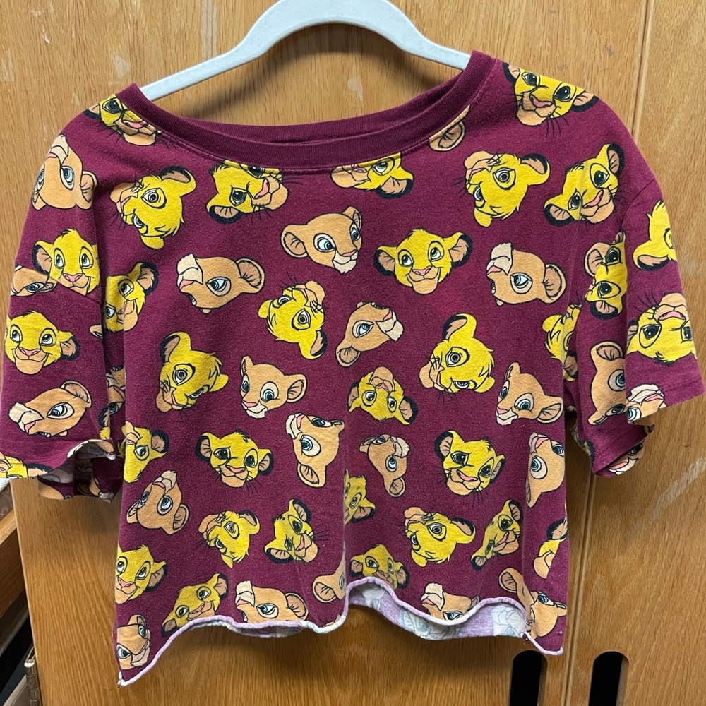 Cropped Simba and Nala T-Shirt